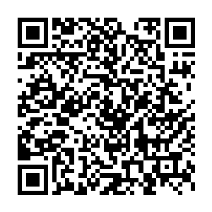 而且这一团火焰最为奇特的地方就在于它的形态并不是一般火焰的气状二维码生成
