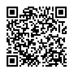 而人往往就是在这种挑战中实现自我价值和自我提升的二维码生成