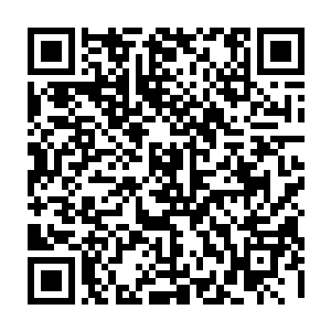 而蒂娜却是因为自己在那么尴尬的场合出现才将她最后一丝理智击溃……实际上二维码生成