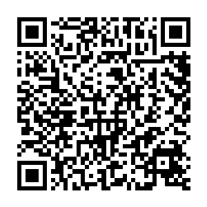 自从被卡森看中邀请做了自己旗下时装杂志专栏评论家之后理查德二维码生成
