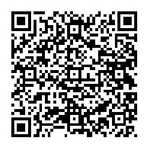 舒爽的哼了一声之后抬起了手对着给自己按摩的技师小伙几伸出了大拇指夸奖说道二维码生成