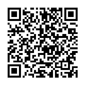 苏叶演绎的怪盗格伦已经安安静静的站在了直升机机舱中二维码生成