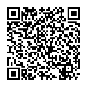 虽然那几件珠宝比起苏凡要带走的紫宝石手镯和黑玛瑙项链就略有不如了二维码生成