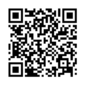 蛇娃嘴里又发出了刚才那种野兽般的咕咕声二维码生成