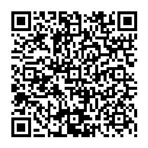 袅袅热气伴随着在杯底舒展的一片金黄茶叶把杯中水迅速渲染成香气缭人的金色茶汤二维码生成