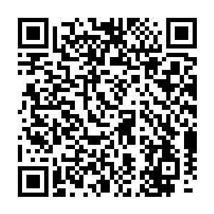 被人们普遍认为是有希望冲击四百万这个不可思议销量门槛的一张单曲二维码生成