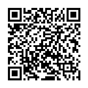 要不我们先把弟兄们的抚恤金缓缓再发给他们的家人吧二维码生成