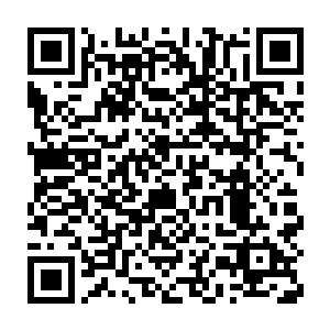 许紫烟如今也知道自己所在的位置似乎已经超出了对方攻击的范围二维码生成