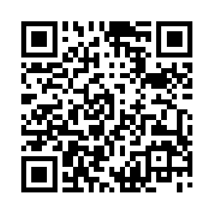 许言变戏法似的从身上掏出了一个小盒子二维码生成