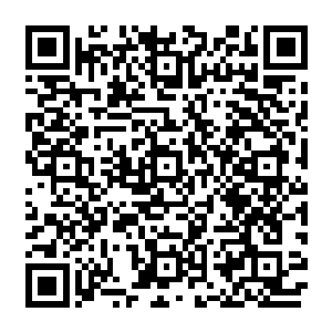 许辉这里抬起了手和齐一铭握了一下然后就对于马特和乔伊俩人笑着点了点头算是打了招呼二维码生成