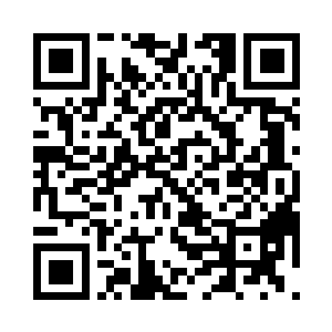 赛维和胜伊便一起跌跌撞撞的撤出老远二维码生成