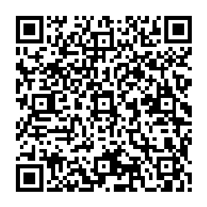 赵纯良起身伸了个懒腰　刚想走呢　就看到欧阳晨光带着李莹和阿龙几个人走了过來二维码生成