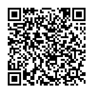 过多的利益纠葛在形式上很快就会把原本那些最原始的感情全部湮没掉二维码生成