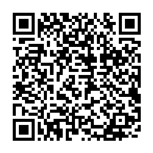 这下伍曦那几个年轻朋友显然一下就觉得这位下颌还有刺青的汉子很可亲了二维码生成