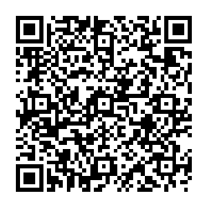 这两个奢想结合在一起就诞生了张铁所梦想的那种天堂一样的生活――每天开着车二维码生成