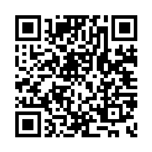 这会儿完全是依样画葫芦的给他凹着造型二维码生成