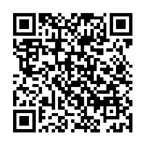 这就导致他腾不出手去转隔间的门把手……不转把手二维码生成