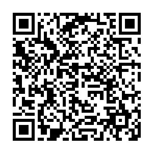 这时传媒对他和洛佩茨恋情的兴趣已经是为了迎合人们的厌恶和审丑心理了二维码生成