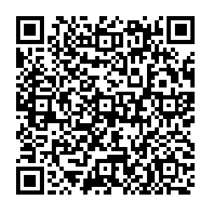 这种事件……真的有必要推理吗……熊吉此刻这不正穿着一件女式的学校泳衣么喂二维码生成