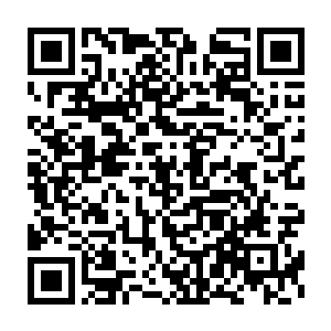 这群在圣光宗被称之为天之骄子的家伙在沈凡的胁迫下不得不东奔西走二维码生成