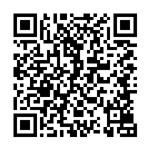 这让他想起当初在国教学院厨房里拆开苏离那封信后的画面二维码生成