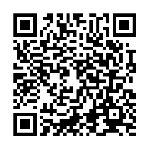 连俢肆抓紧时间言简意赅的跟他和上官翎讲起了故事的梗概二维码生成