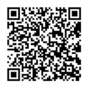 连更衣室里的位置都排好了……没想到他们竟然把卡卡和荣光安排在了一起……二维码生成