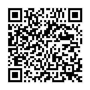 连素来不太喜欢这种诚的齐元俊都被康明德抓会狠狠的灌了几杯二维码生成