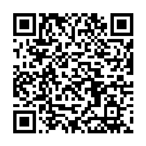通过监控设备看到被困在抓捕舱内的三艘敌方战舰时二维码生成
