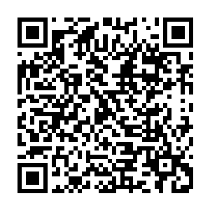 那乙字堡守将一边看着这里射过去的箭雨仿佛落入海中的水滴一般卷不起浪花二维码生成