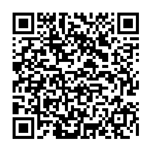 那以他目前所凝聚出来的这个剑神之阵的力量只怕已经很难再困住他们了二维码生成