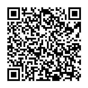 那由无数卍字佛文和道门光符所凝聚成的禁制也立刻被激活和启动了起来二维码生成