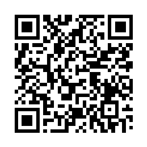 钟杨颖忍俊不住的微笑一瞬间就僵住了二维码生成