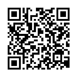 钟薇愣愣的看着面前这个睡意连连的模样二维码生成