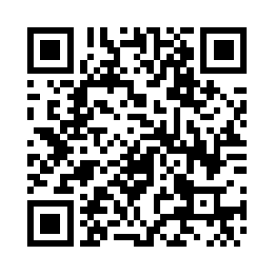 问着小家伙在学校里的情况和生活情况二维码生成