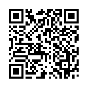 难得不害羞的主动拉过刘城的胳膊往屋里扯二维码生成