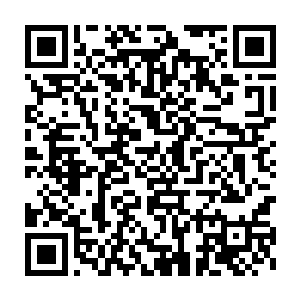 雨果绝对可以称得上是过去三个月美国娱乐圈里最炙手可热的人物二维码生成