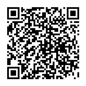 风清扬脸上挂着笑容　语气平缓　清秀的脸庞棱角分明　像是一刀刀刻画而出二维码生成