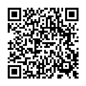 高台之上的拍卖师立即大声的介绍第四件拍卖品破魔长枪了二维码生成