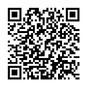 高宏博很神奇的在极短的时间里解决了荣光和球队共存的问题二维码生成