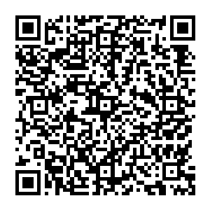 黑炎城军方长久以来一直想在三大王牌枪兵方阵之外组建一个利用超重型战弓进行远程打击的二维码生成