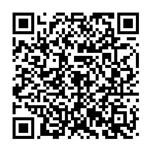 黑胡子和他手下的干部们已越过了北岛和中岛之间那片不算很宽的海水二维码生成