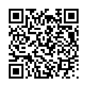 齐志成爽快的给自己倒了满满的一杯二维码生成